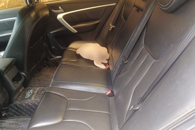 Used Geely Auto Emgrand 2017 Sedan Million Edition 1.5L Manual - Upward Version Left Rear Seat