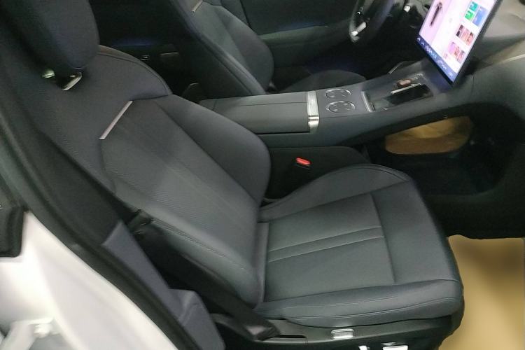 Used Xiaomi Auto YU7 2025 Ultra-Long Range Rear-Wheel Drive Version
