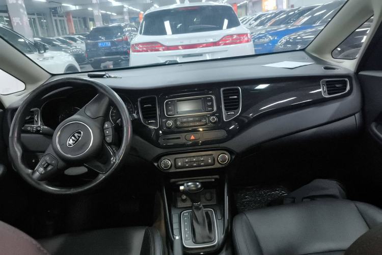 Used Kia Carens 2013 2.0L 7-Seater Automatic Comfort Edition China V Standard
