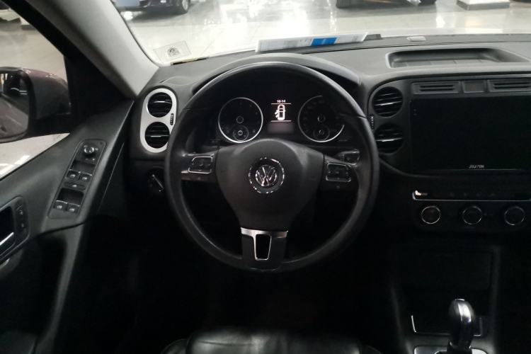Used Volkswagen Tiguan L 2016 300TSI Automatic Two-Wheel Drive Comfort Edition
