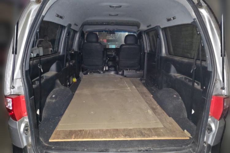 Used JAC Group Refine 2008 2.0L Shuttle Gasoline Basic Version with Single Air Conditioner Trunk