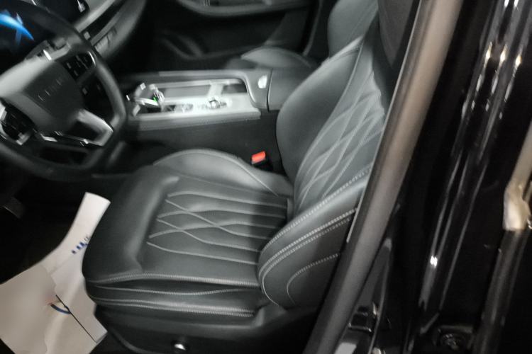 Used Chery Arrizo 8 2023 High-Performance Edition 2.0T DCT Powerfully Equipped Left Front Seat