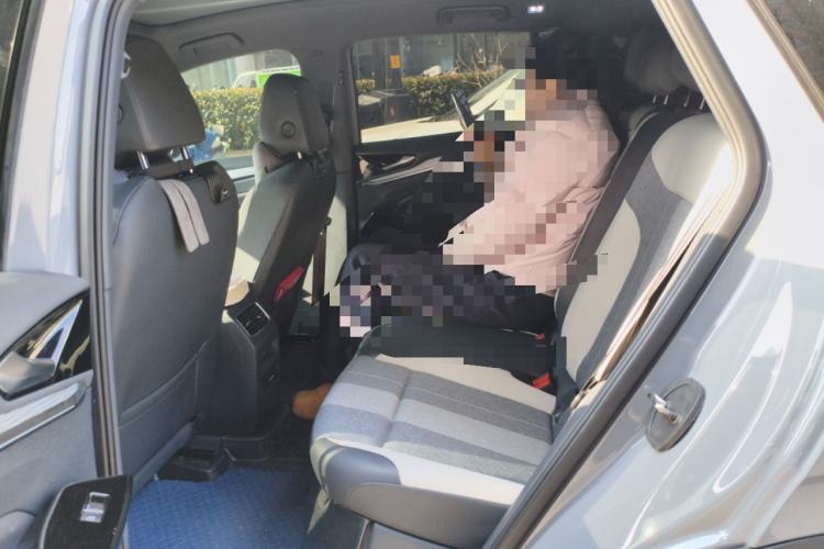 Used Volkswagen ID.4 CROZZ 2024 Pure Edition Limited Edition Left Rear Seat