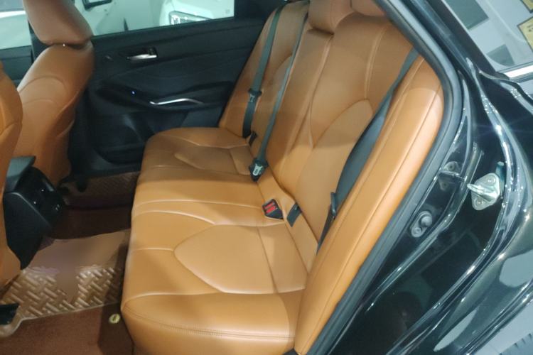 Used Toyota Avalon 2019 2.5L Ambition Version China VI Standard
