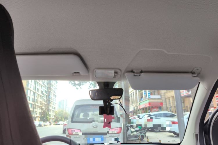 Used Wuling Hongguang MINIEV 2022 Macaron Premium Model – Lithium Iron Phosphate