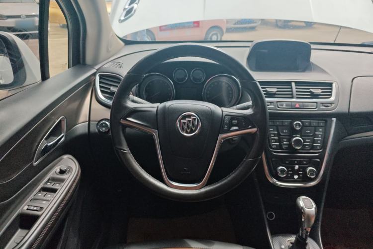 Used Buick Encore 2015 1.4T Automatic Two-Wheel Drive Urban Leading Model Steering Wheel