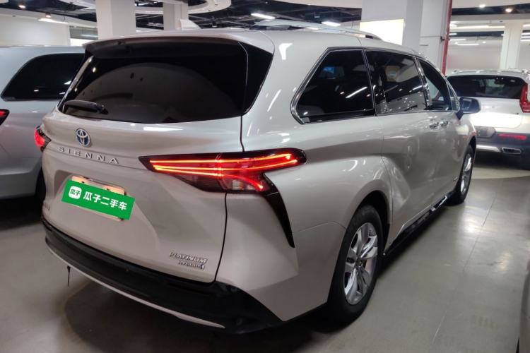 Used Toyota SIENNA 2021 2.5L Hybrid Platinum Edition