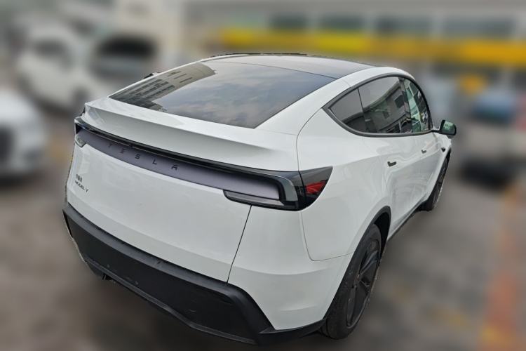 Used Tesla Model Y 2025 Rear-Wheel-Drive Version