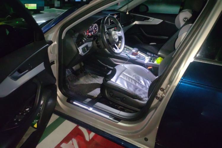 Used Audi A4L 2019 40 TFSI Fashion Edition China VI Emission Standard
