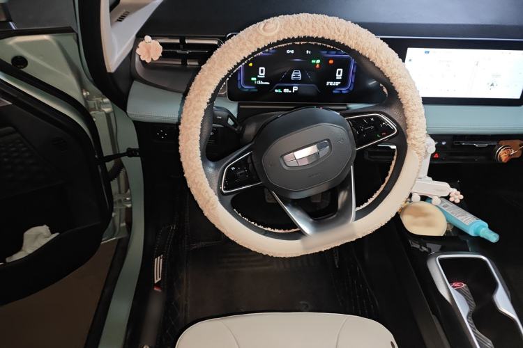 Used Geometry E Firefly 2024 301km Starlight