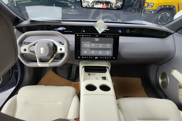 Used Avatr 06 2025 Pro Range-Extended Edition