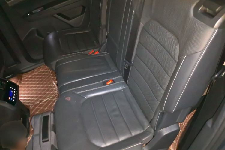 Used Volkswagen Teramont 2017 380TSI Four-Wheel Drive Luxury Edition Left Rear Seat