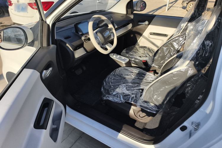 Used CHANGAN NEVO Lumin 2026 Model Treasure Edition 205km Passionate Beige Ningde