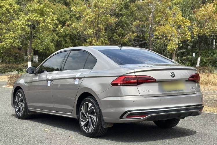 Used Volkswagen Bora 2024 300TSI DSG Prestige Edition Exterior 8