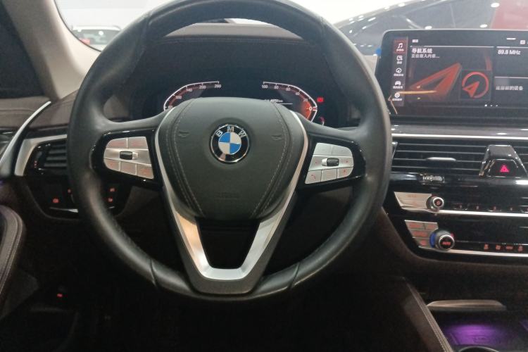 Used BMW 5 Series 2022 Second Facelift 525Li Luxury Package
