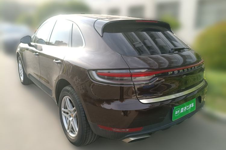 Used Porsche Macan 2018 Macan 2.0T Rear Left 45 Deg