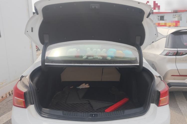 Used Buick Verano 2017 Sedan 15S Manual Entry-Level Model Trunk