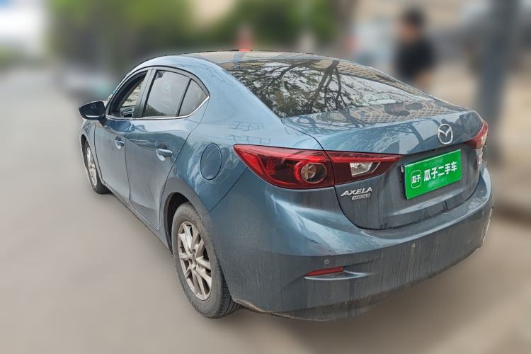 Used Mazda 3 Axela 2019 Cloud-Controlled Sedan 1.5L Automatic Luxury Model China VI Standard Exterior 3