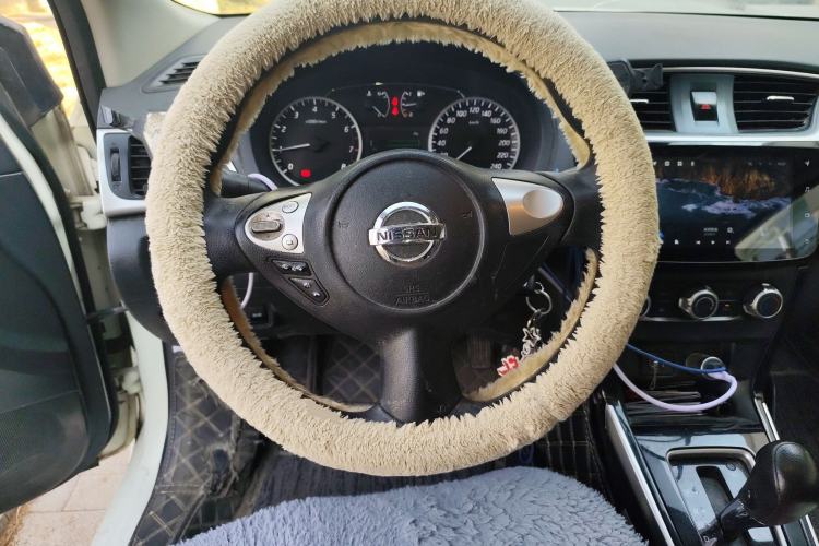 Used Nissan Sylphy 2021 Classic 1.6XL CVT Luxury Edition Steering Wheel