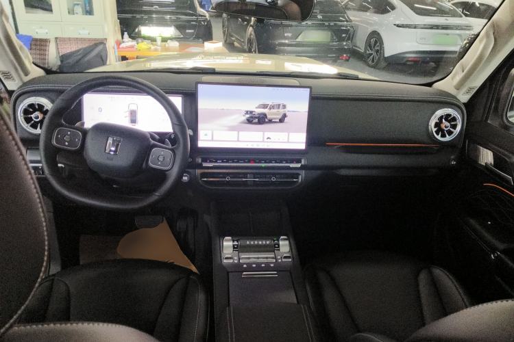 Used Tank 300 New Energy 2025 Hi4-T