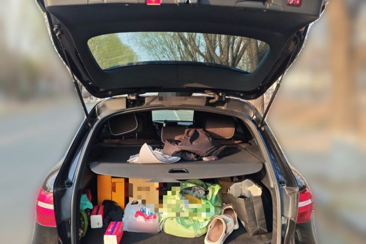 Used Mercedes-Benz GLC 2019 GLC 260 L 4MATIC Dynamic Model Trunk