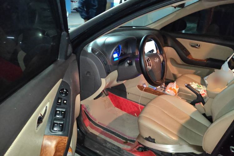 Used Hyundai Celesta 2011 1.6L Automatic Luxury Version
