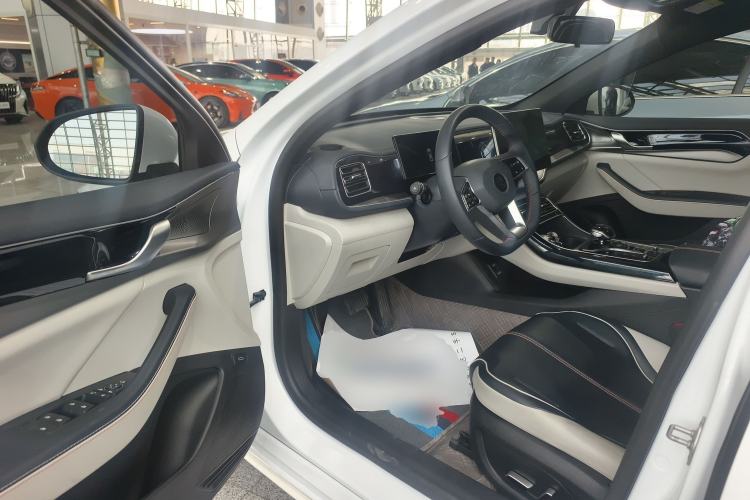 Used BYD Qin PLUS 2023 Champion Edition DM-i 120KM Beyond Model
