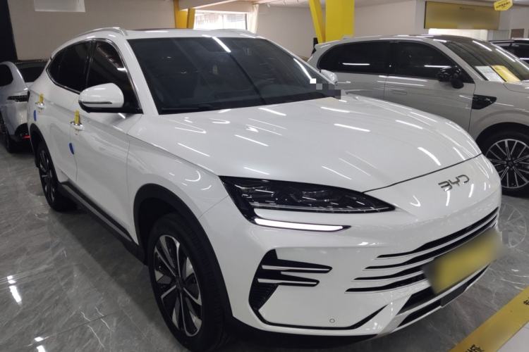 Used BYD Song PLUS New Energy 2025 DM-i 112KM Prestige Model Front Right 45 Deg