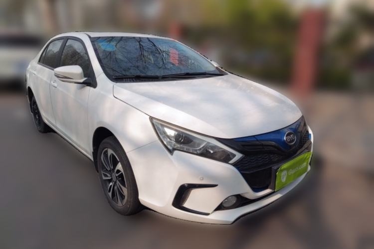 Used BYD Qin New Energy 2016 Qin EV300 Prestige Model Front Right 45 Deg