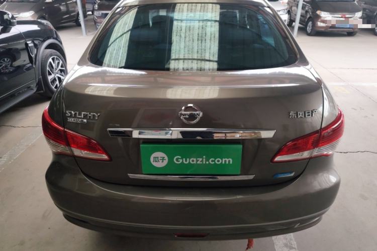 Used Nissan Sylphy 2016 Classic 1.6XE Manual Leading Edition Rear