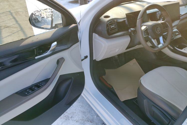 Used BYD Qin PLUS 2024 HONOR Edition DM-i 55KM Leading Model
