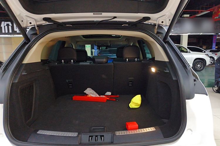 Used Lincoln Corsair 2024 2.0T Four-Wheel Drive Prestige Edition Trunk