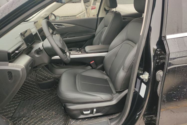 Used Wuling Xingguang 2024 Co-Creation Edition 510 Advanced Model
