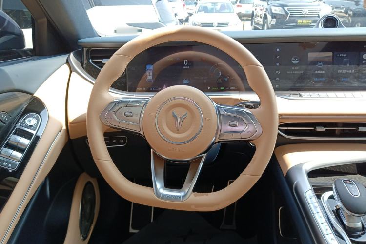 Used VOYAH FREE 2021 Four-Wheel Drive Standard Range-Extended Exclusive Luxury Package