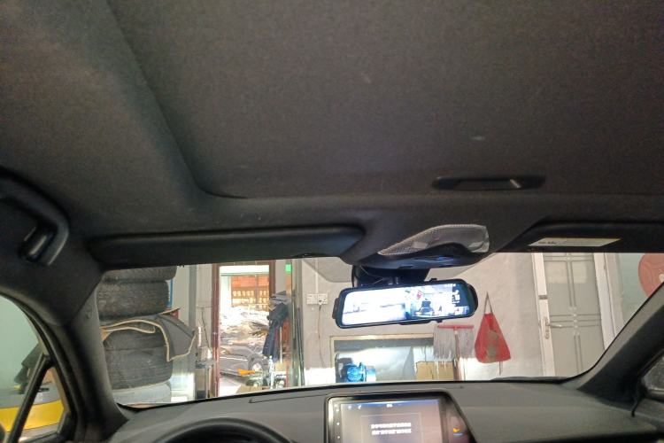 Used Toyota IZOA 2020 2.0L Yi Xiang CARE Headliner