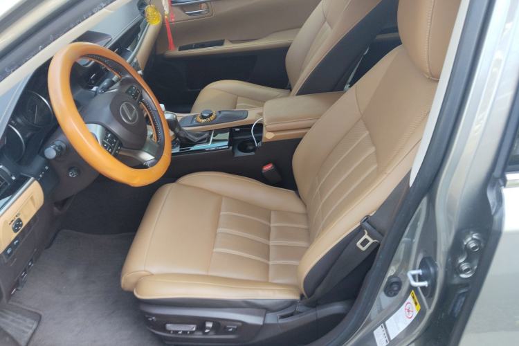 Used Lexus ES 2017 300h Mark Levinson Comfort Edition