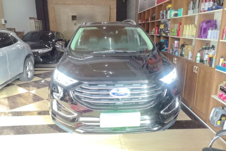 Used Ford Edge 2020 EcoBoost 245 Two-Wheel Drive Titanium 7-Seater
