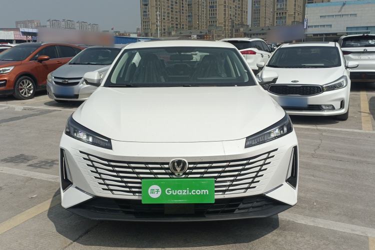 Used CHANGAN Eado 2025 Blue Whale 1.5T 500Bar Prestige Model
