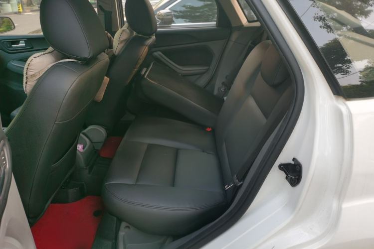 Used Ford Focus 2013 Hatchback Classic 1.8L Automatic Base Model