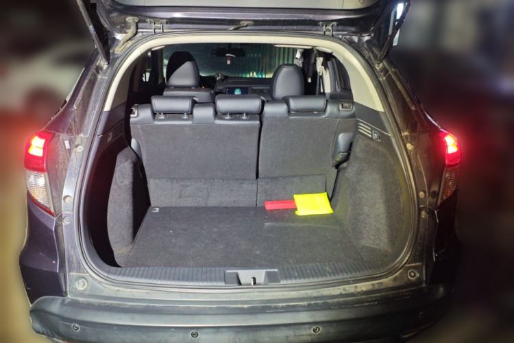 Used Honda Vezel 2019 1.5L CVT Luxury Model China VI
