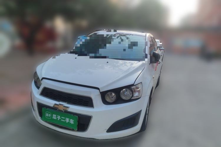 Used Chevrolet Aveo Sonic 2011 Sedan 1.4L MT SL