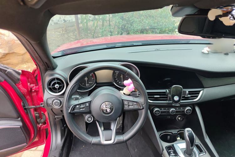 Used Alfa Romeo Giulia 2022 2.0T 280HP Ti Driving Edition