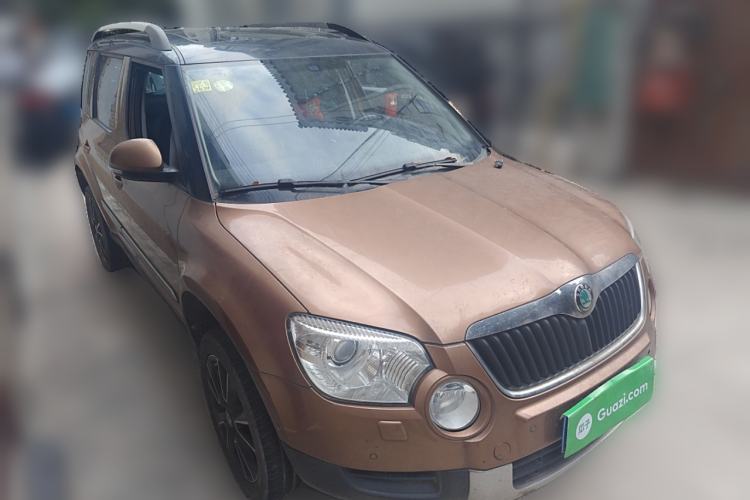Used Skoda Yeti 2013 1.8T DSG Prestige Edition Front Right 45 Deg