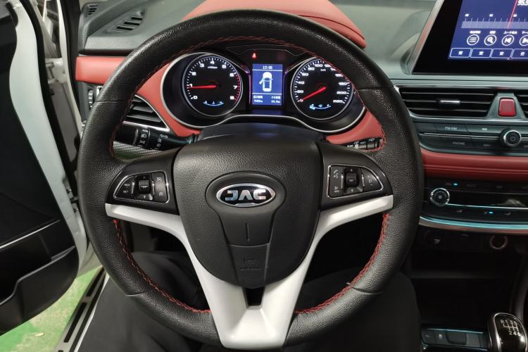 Used JAC Group Refine S3 2017 1.5L Manual Luxury Smart Model Steering Wheel