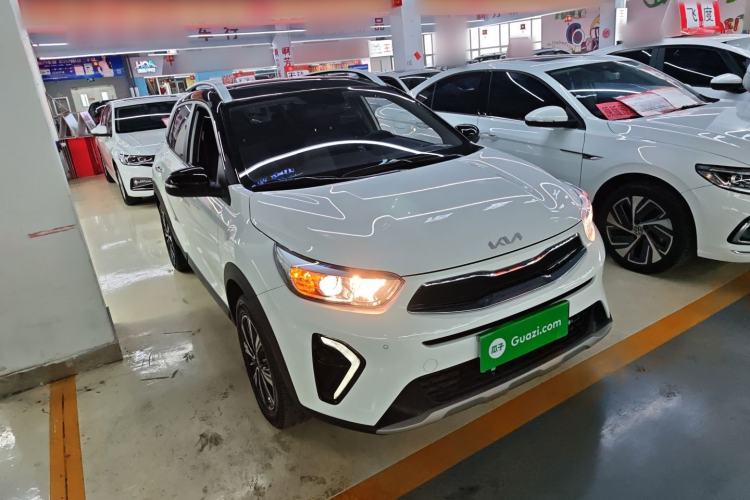 Used Kia kx1 Stonic 2021 1.4L CVT Sunroof Model
