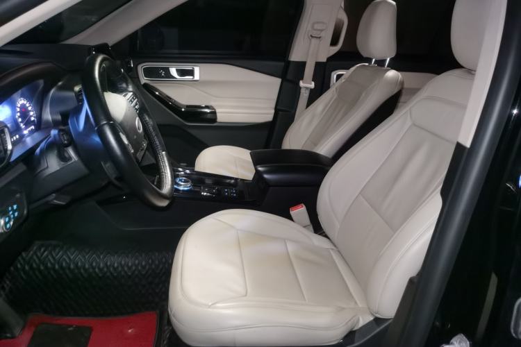 Used Ford Explorer 2020 EcoBoost 285 Rear-Drive Trend Edition 7-Seater Left Front Seat