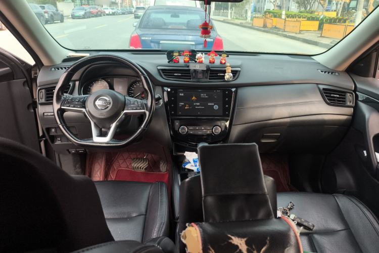 Used Nissan X-Trail 2020 2.0L XL ITS CVT 2WD SmartConnect Comfort Edition Center Console