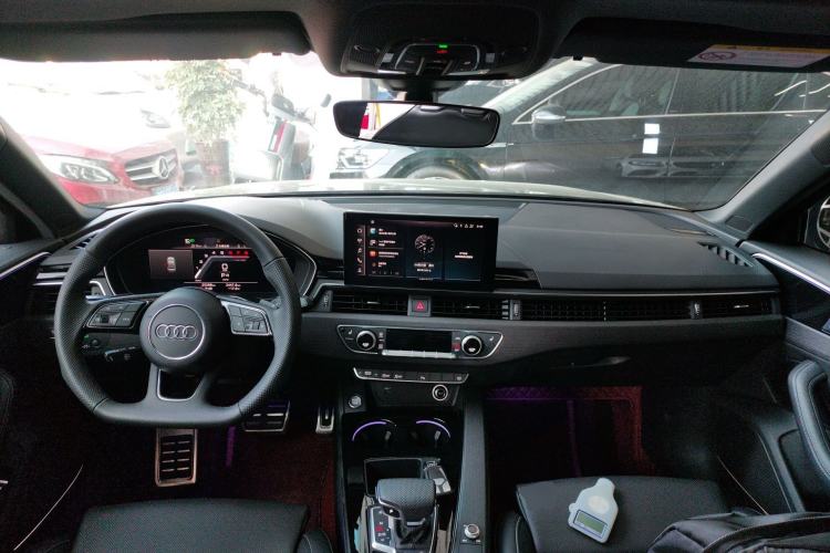 Used Audi A4L 2024 40 TFSI Luxury Dynamic Edition (Starry Night Version)
