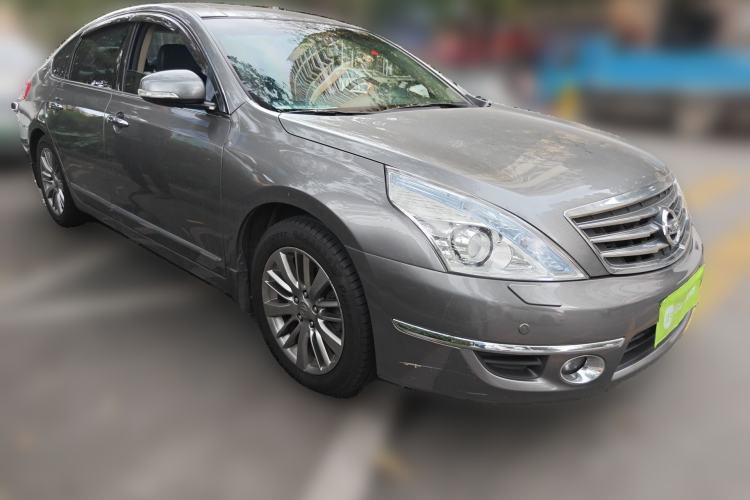 Used Nissan Teana 2012 2.5L XV VIP Cloud Security Edition Front Right 45 Deg