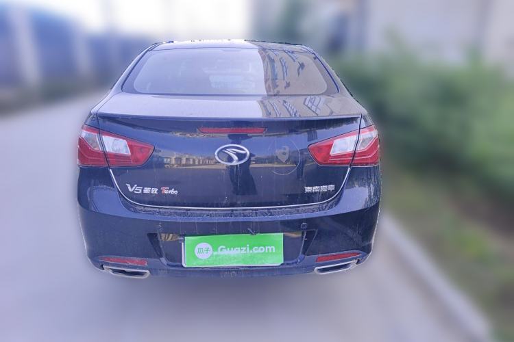 Used Soueast V5 Lingzhi 2014 1.5T Manual Qukong Version